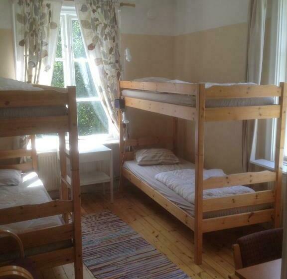 스탠다드 트리픔 룸 공동욕실, Tvetagårdens Vandrarhem