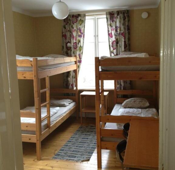 패밀리 룸 공용 욕실, Tvetagårdens Vandrarhem