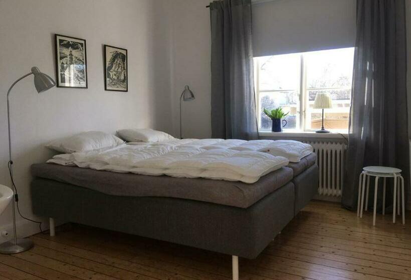 חדר סטנדרט חדר אמבטיה משותף, Vadstena Vandrarhem Hostel