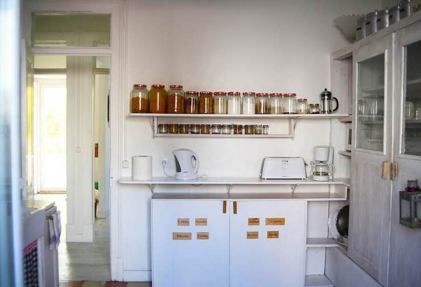 חדר סטנדרט חדר אמבטיה משותף, Aloha Beach House H