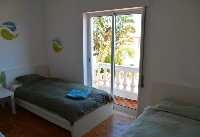 共用房间的床, Sagres Natura