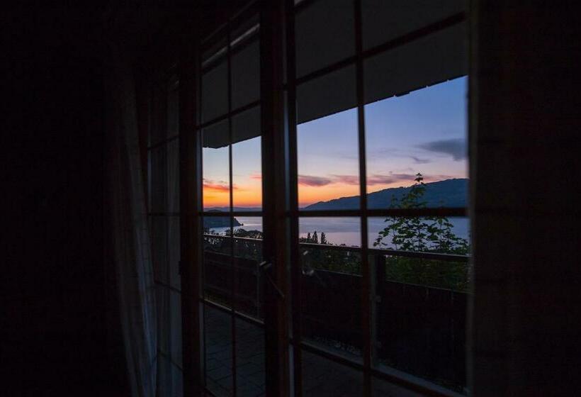 Номер Стандарт Вид на Озеро, B&b Haussener