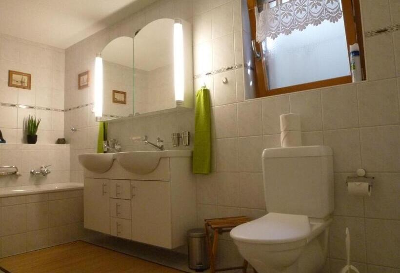 Номер Стандарт Вид на Озеро, B&b Haussener