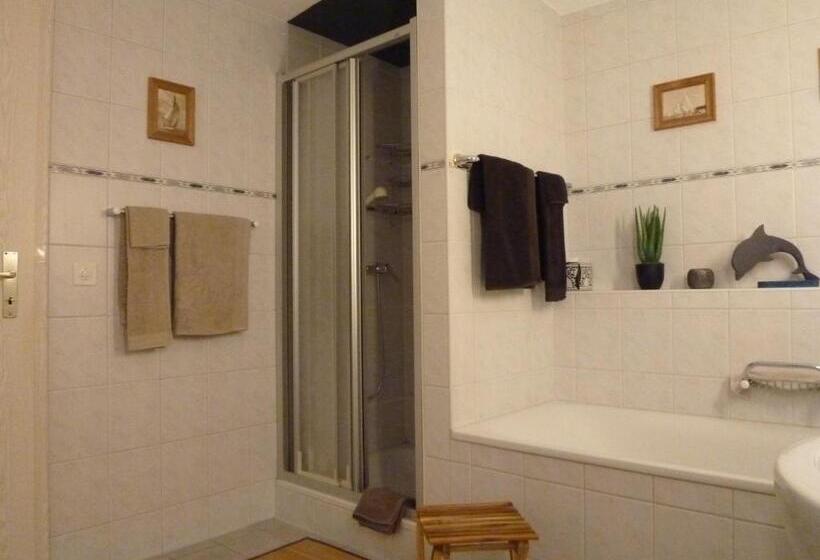 Номер Стандарт Вид на Озеро, B&b Haussener