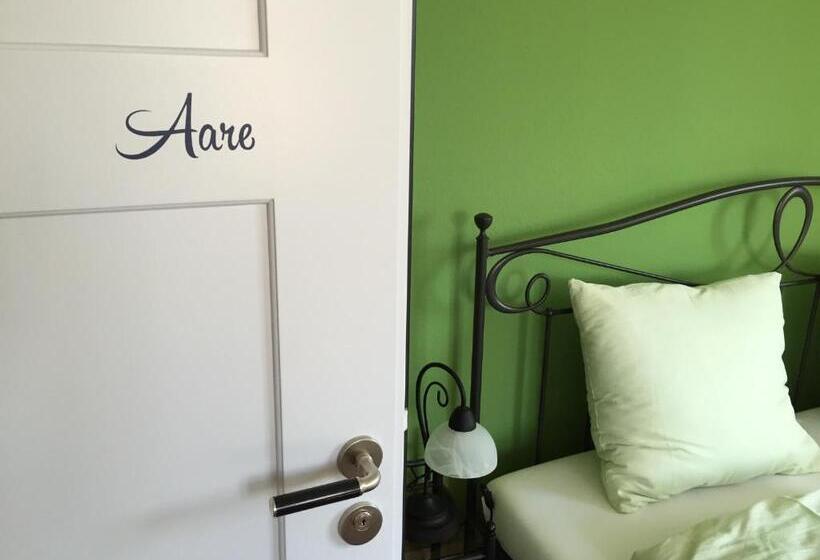 带共用浴室的标准房间, Bnb Hopfengrün Langenthal