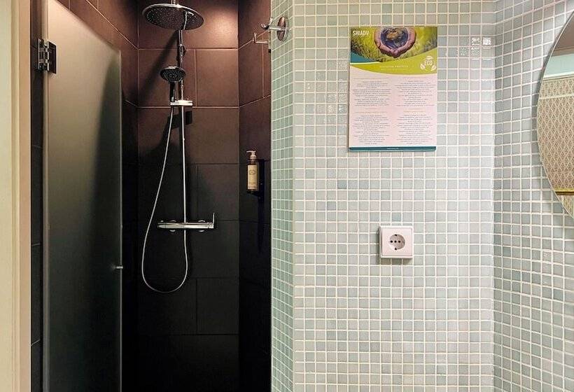 اتاق لوکس, Casa Dos Loios By Shiadu