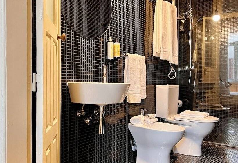 اتاق لوکس, Casa Dos Loios By Shiadu