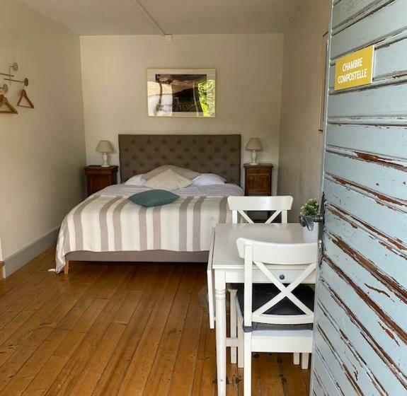 Номер Стандарт, Château Rochefort