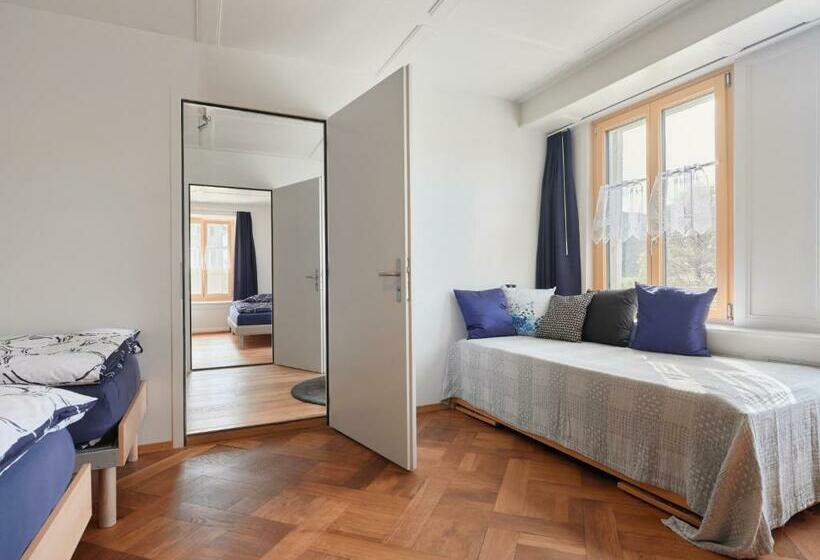 דירת שני חדרים, Jurabelle