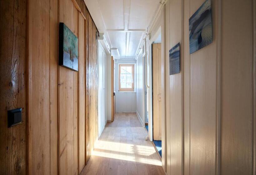 דירת שני חדרים, Jurabelle