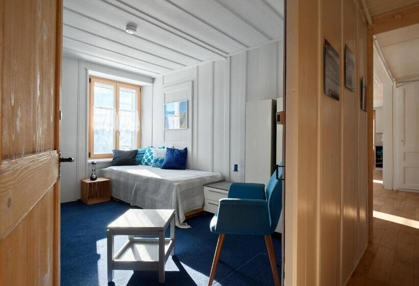 דירת שני חדרים, Jurabelle