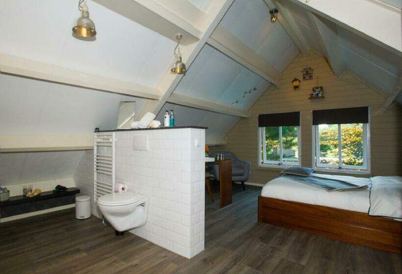 Quarto Estandar Individual, Knechtshuis