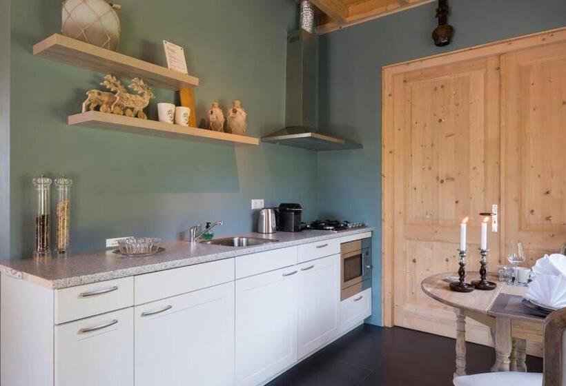 Quarto Deluxe, Knechtshuis