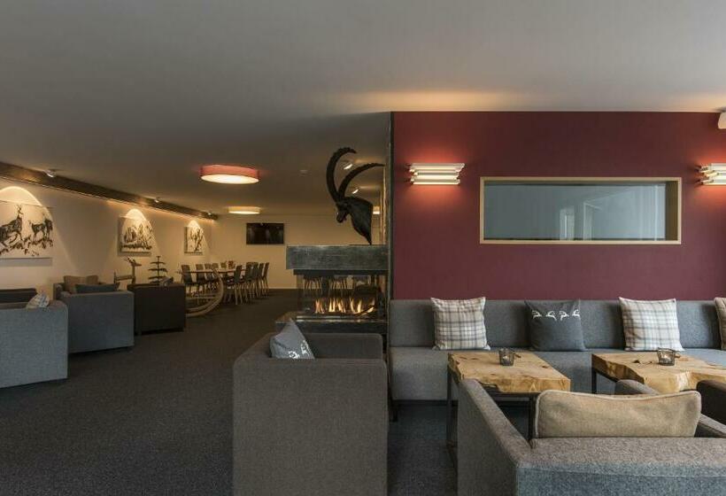 اتاق استاندارد, Berghotel Tgantieni