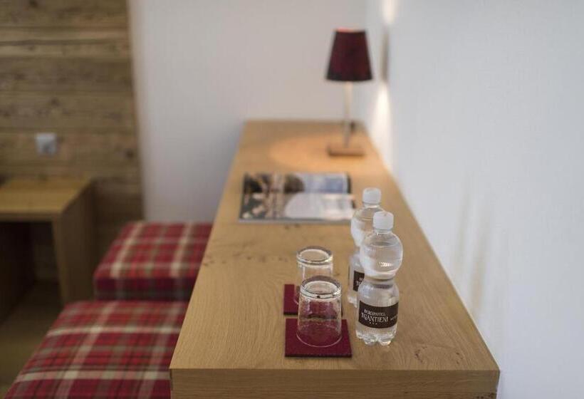 غرفة قياسية, Berghotel Tgantieni