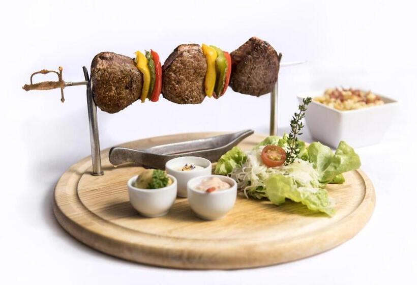 سوییت جونیور, Berghotel Tgantieni