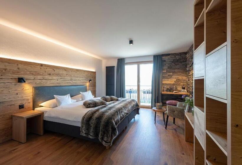 اتاق استاندارد, Berghotel Tgantieni
