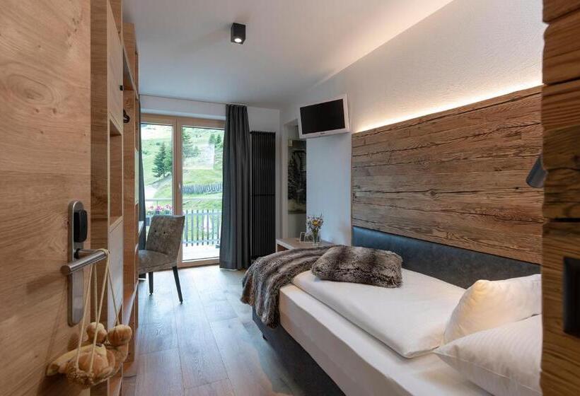 غرفة قياسية فردية, Berghotel Tgantieni