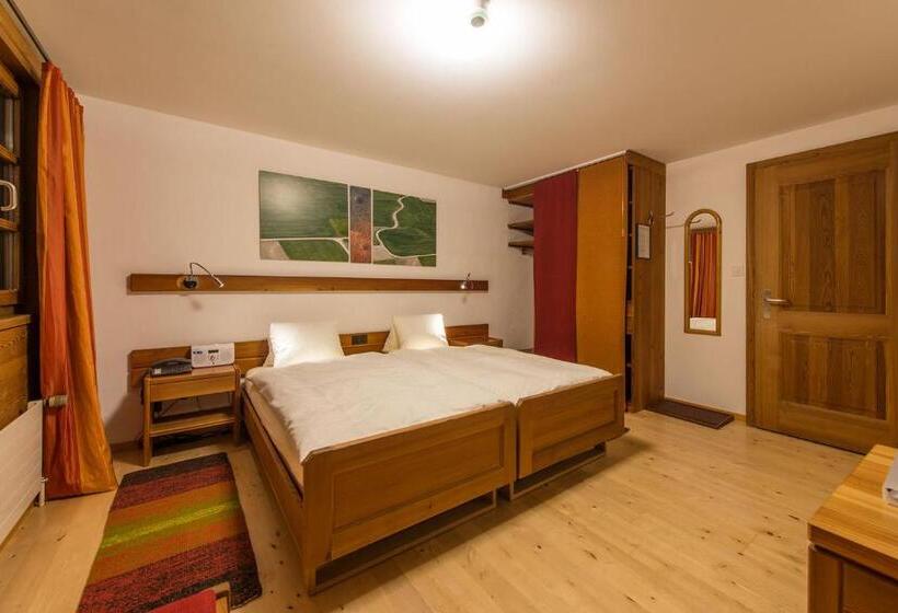 Family Suite, Glocke