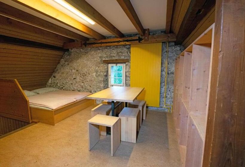 מיטה בחדר משותף, Brugg Youth Hostel