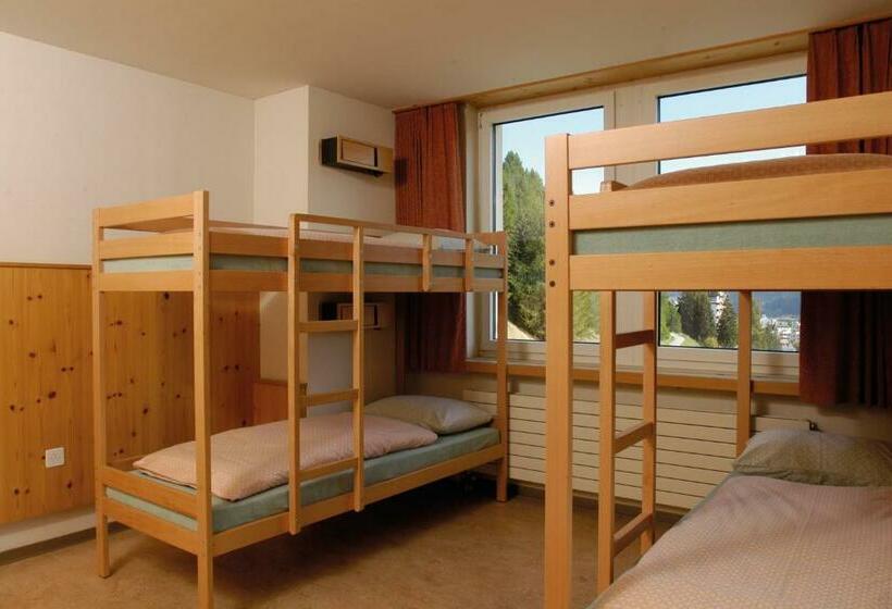 اتاق استاندارد چهار تخته, Davos Youth Hostel
