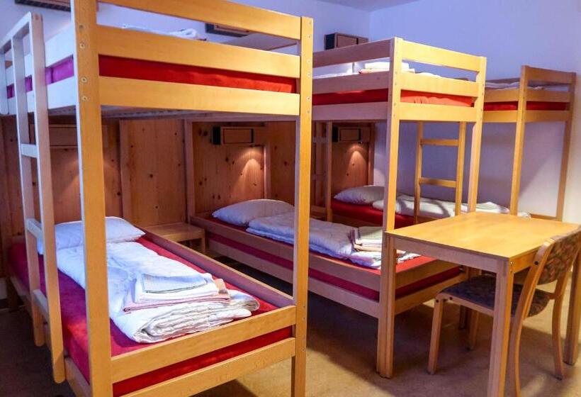 Номер Стандарт, Davos Youth Hostel