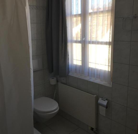 マウンテンビュースタンダードルーム, Bz Sunnahof