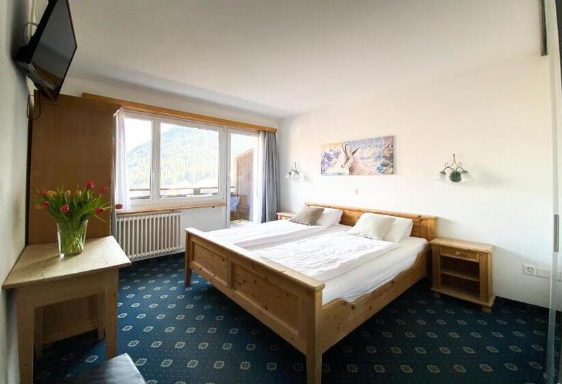 Номер Стандарт с Террасой, Cresta Sedrun
