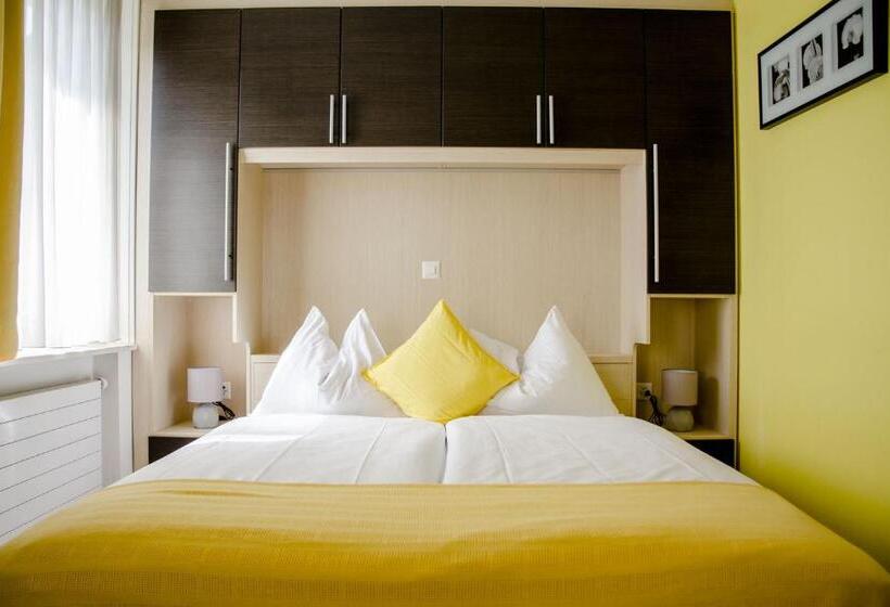 Номер Стандарт, Du Faucon