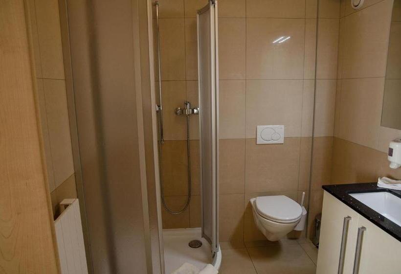 Номер Стандарт, Du Faucon