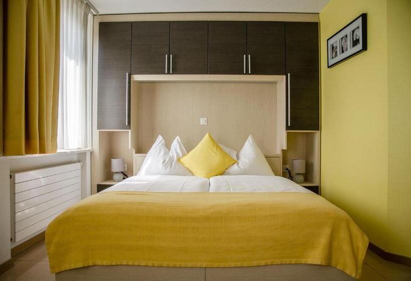 Номер Стандарт, Du Faucon