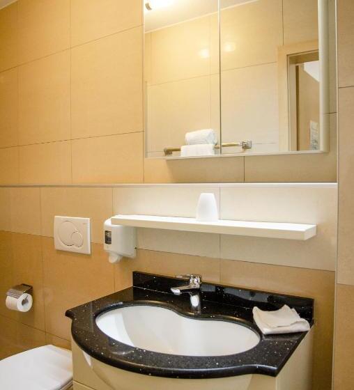 Номер Стандарт Индивидуальный, Du Faucon