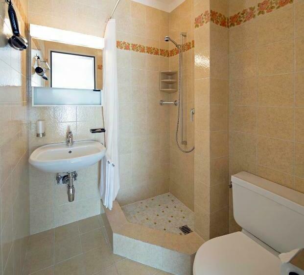 غرفة قياسية مطلّة علي البحيرة, Garni Rivabella Au Lac