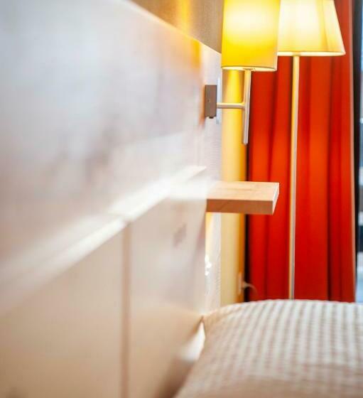 발코니가 있는 스위트, Gädi