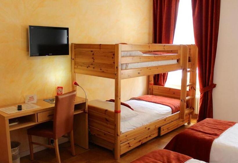 غرفة قياسية, Hostellerie Du Xvi Siècle