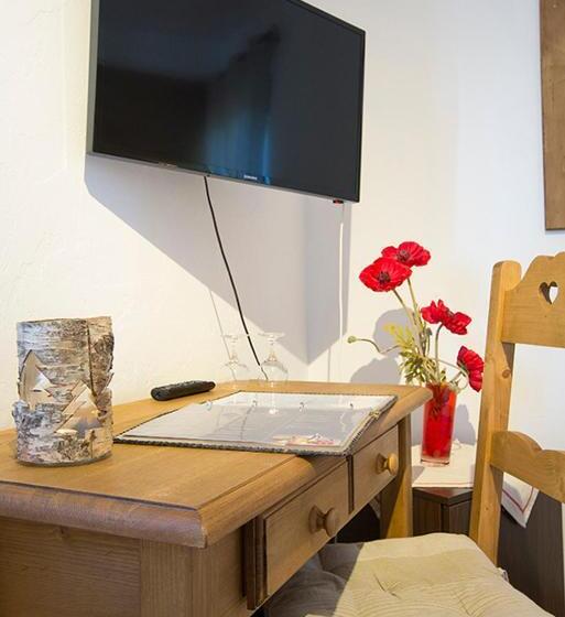 חדר אקונומי, Hôtel De Charme La Poste