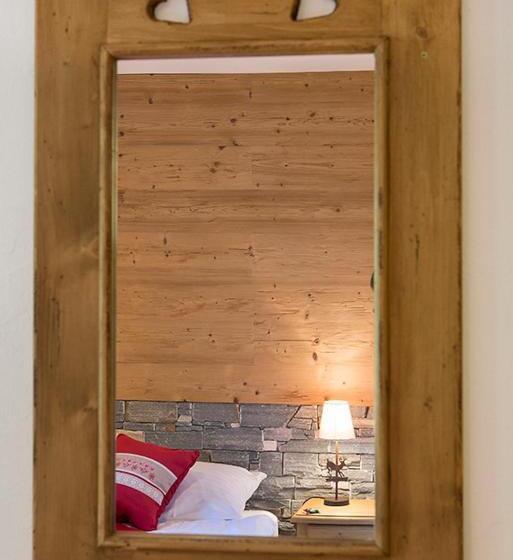 חדר אקונומי, Hôtel De Charme La Poste