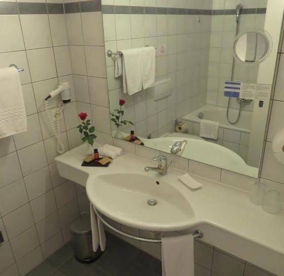 غرفة قياسية, Hôtel Du Port