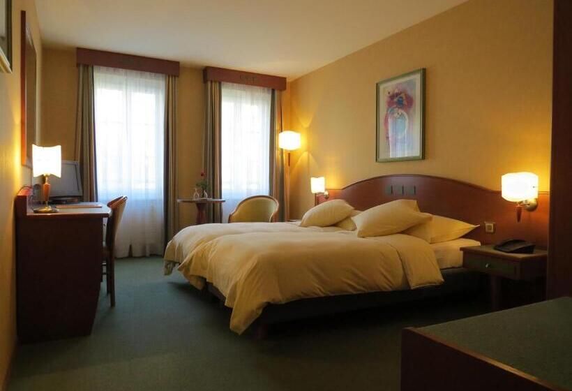 غرفة قياسية, Hôtel Du Port