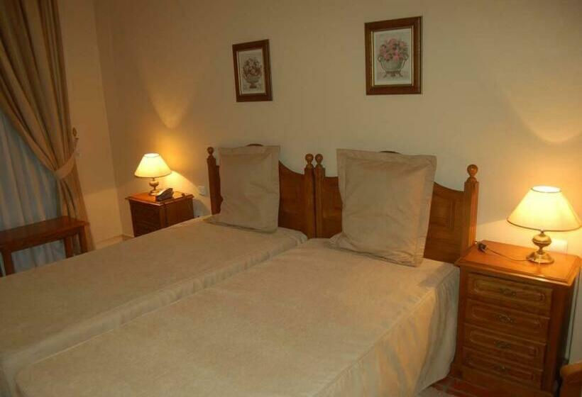 غرفة قياسية, Jardim