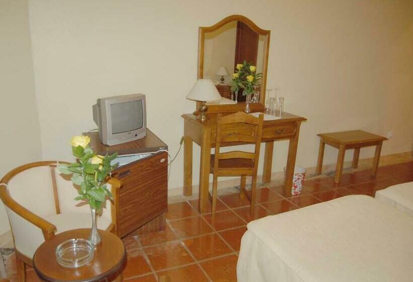 غرفة قياسية, Jardim