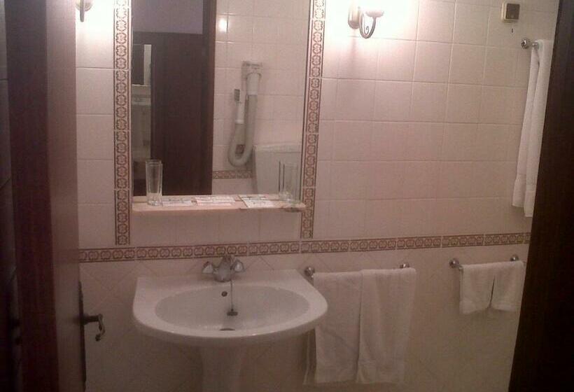 غرفة إقتصادية, Jardim