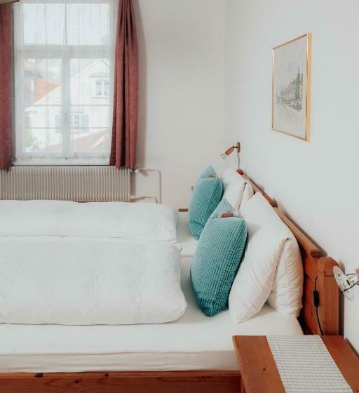 标准间, Krone Gais