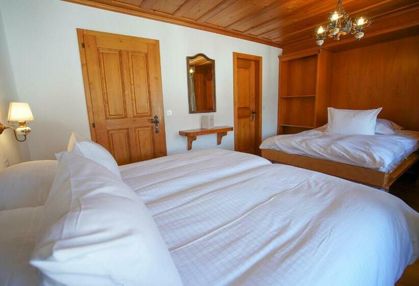 غرفة سوبيريور رباعية, La Fleur De Lys