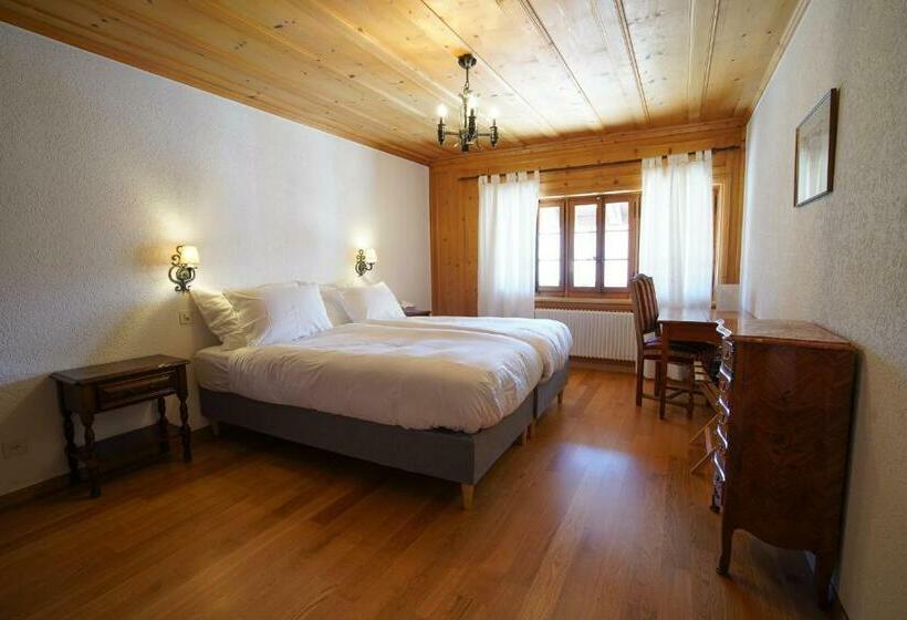 غرفة سوبيريور, La Fleur De Lys