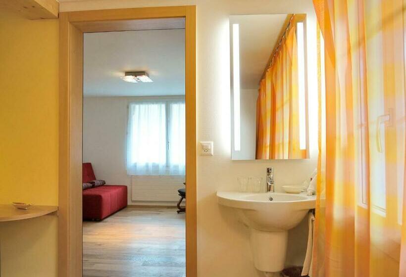 Семейный Номер, Landgasthof Zollhaus