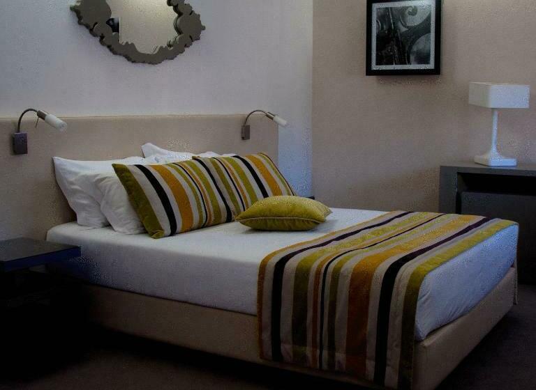 חדר סטנדרט, Paredes Design