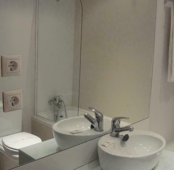 חדר סטנדרט, Paredes Design