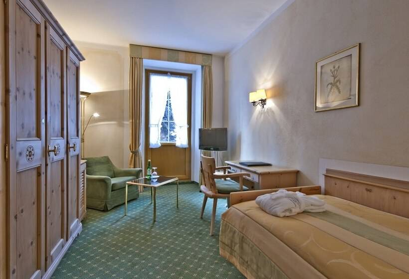 غرفة قياسية فردية, Parkhotel Margna Superior