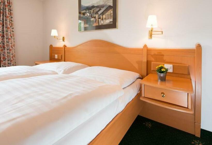 标准间, Portjengrat